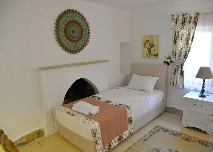 日晷餐厅酒店 *