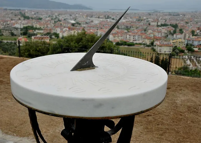 מלון Sundial Hotel & Restaurant פאטהיה