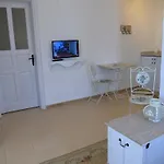 Sundial Hotel & Restaurant * فتحية