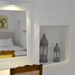 Sundial Hotel & Restaurant Отель