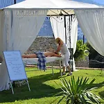 Sundial Hotel & Restaurant Отель