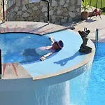 فندق Sundial Hotel & Restaurant فتحية