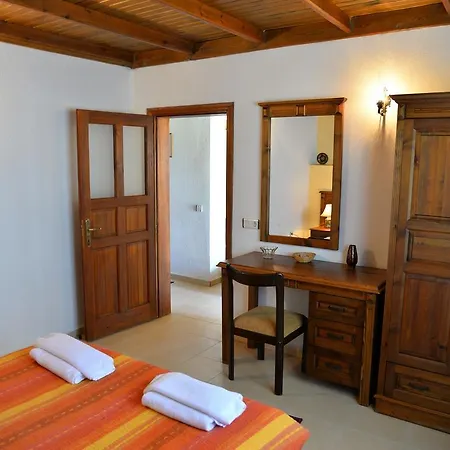 فندق Sundial Hotel & Restaurant فتحية