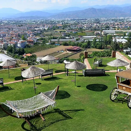 Sundial Hotel & Restaurant