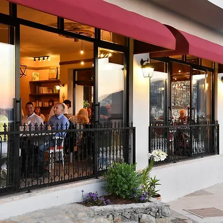 Sundial Hotel & Restaurant * Fethiye